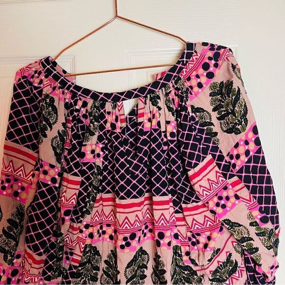 EUC Persaman NY Pink Graphic Printed Blouse Large - Picture 4 of 6